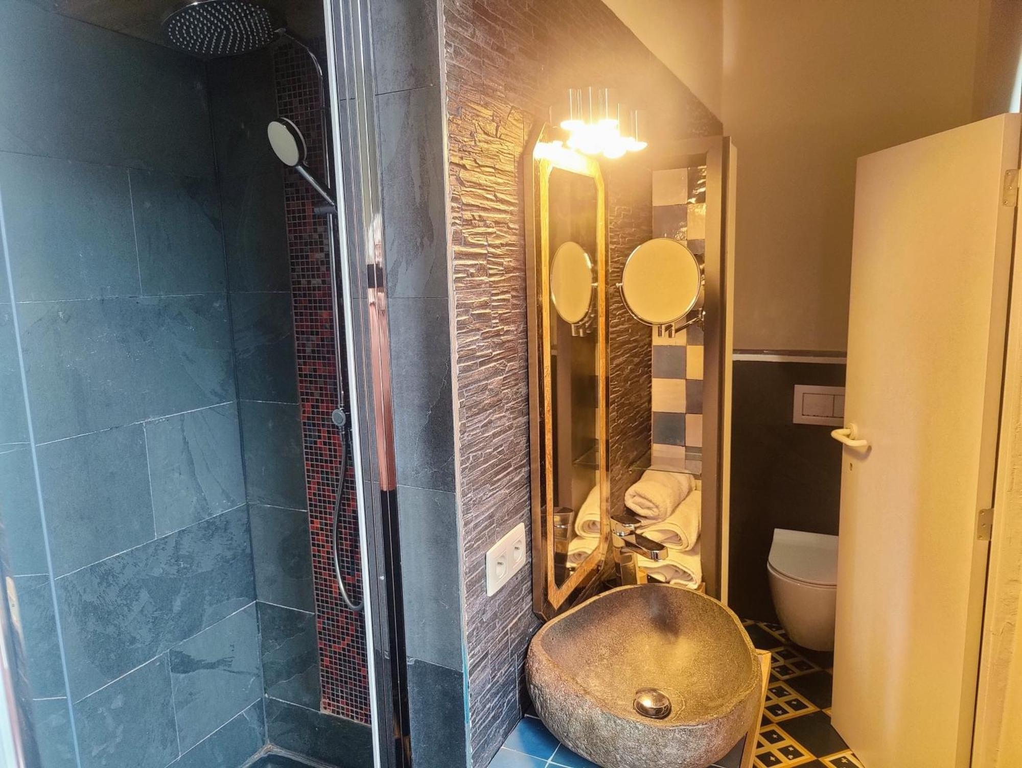 Hotel Kolmojen Sint-Truiden Esterno foto