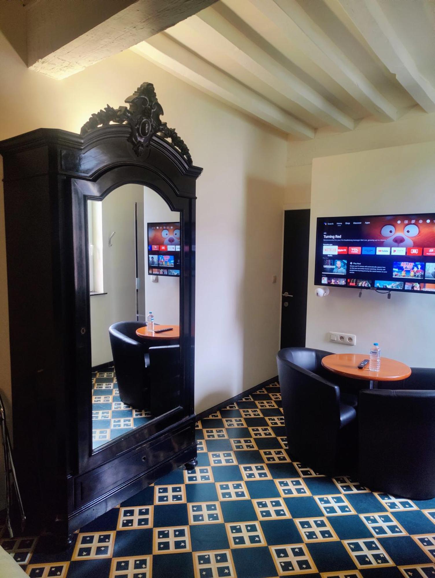 Hotel Kolmojen Sint-Truiden Esterno foto