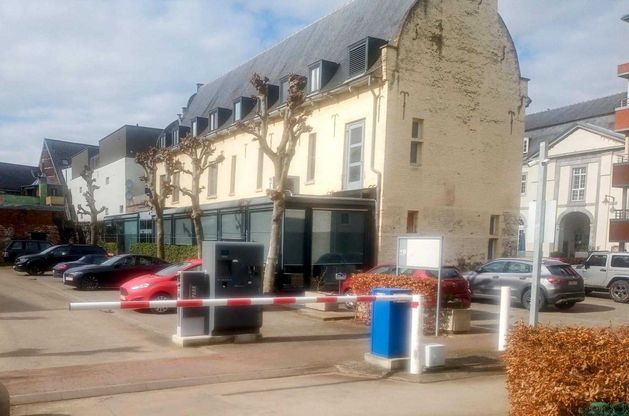 Hotel Kolmojen Sint-Truiden Esterno foto